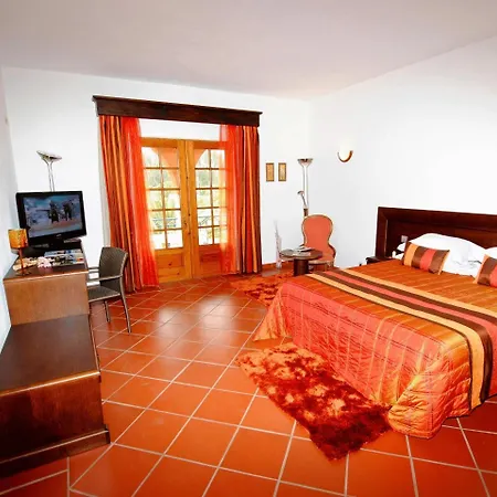 Herdade Real فندق 4*